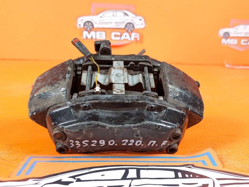 Суппорт передний правый MERCEDES-BENZ S-класс W220 (1998 - 2005) фото 1 &mdash; Разборка Мерседес