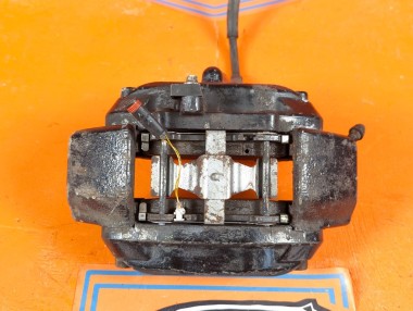 Суппорт передний правый MERCEDES-BENZ S-класс W220 (1998 - 2005) &mdash; Разборка Мерседес