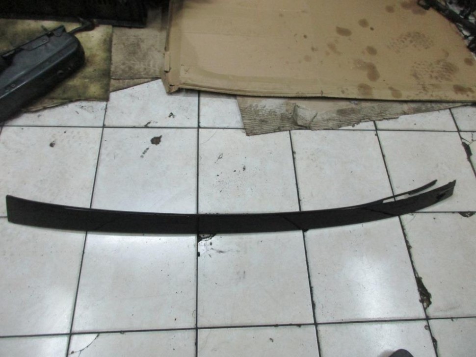 Молдинг крыши MERCEDES-BENZ E-класс W212/S212/C207/A207 рестайлинг (2013 - 2016) фото 1 — Разборка Мерседес