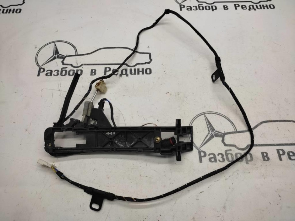 Ответная часть замка двери MERCEDES-BENZ S-класс W220 рестайлинг (2002 - 2005) фото 1 — Разборка Мерседес