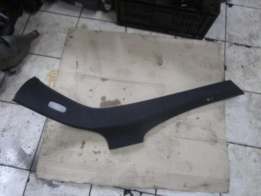 Накладка задней стойки MERCEDES-BENZ E-класс W210/S210 рестайлинг (1999 - 2003) — Разборка Мерседес