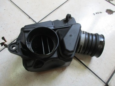 Резонатор воздушного фильтра MERCEDES-BENZ E-класс W211/S211 рестайлинг (2006 - 2009) — Разборка Мерседес