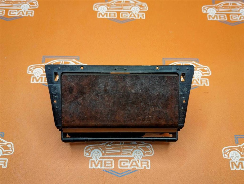 Пепельница MERCEDES-BENZ W124 W124/S124/C124/A124 (1984 - 1993) фото 1 — Разборка Мерседес