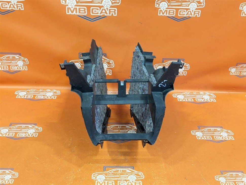 Накладка консоли (борода) MERCEDES-BENZ VANEO W414 (2001 - 2005) фото 1 — Разборка Мерседес