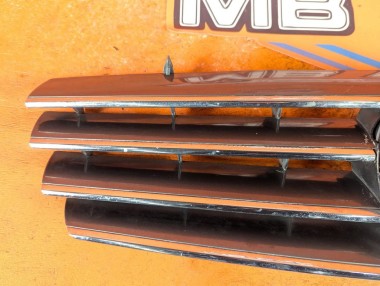 Решетка радиатора MERCEDES-BENZ CL-класс C215 рестайлинг (2002 - 2006) &mdash; Разборка Мерседес