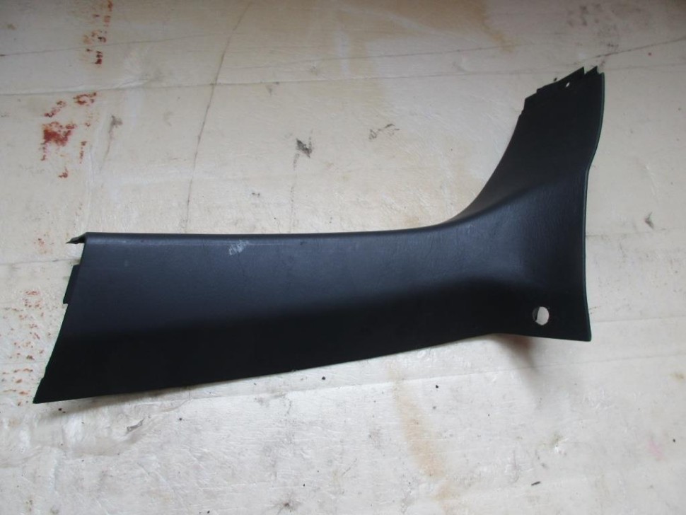 Накладка задней стойки MERCEDES-BENZ M-класс W163 рестайлинг (2001 - 2005) фото 1 — Разборка Мерседес