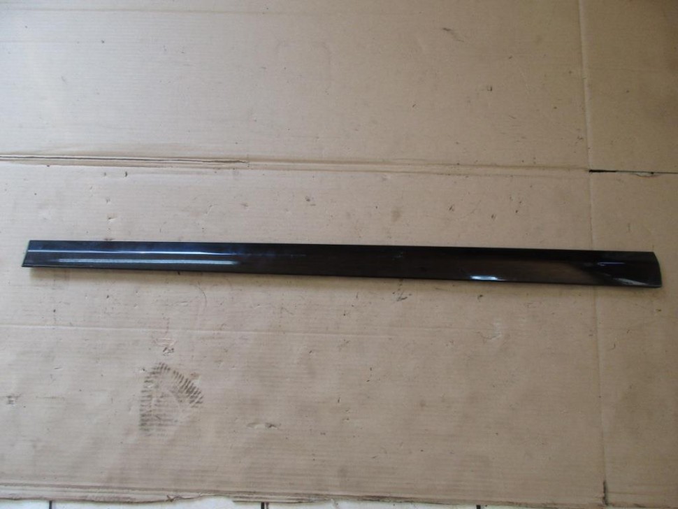 Молдинг двери MERCEDES-BENZ C-класс W203/S203/CL203 рестайлинг (2004 - 2008) фото 1 — Разборка Мерседес