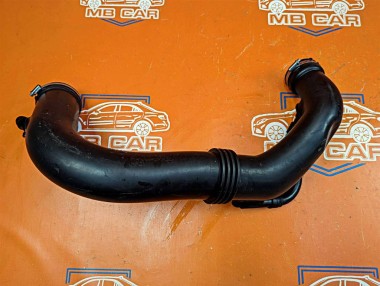 Патрубок воздушный MERCEDES-BENZ E-класс W212/S212/C207/A207 (2009 - 2013) — Разборка Мерседес