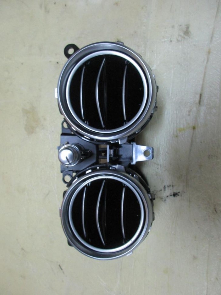 Воздуховод центральный MERCEDES-BENZ E-класс W213/S213/C238/A238 (2016 - 2021) фото 1 &mdash; Разборка Мерседес