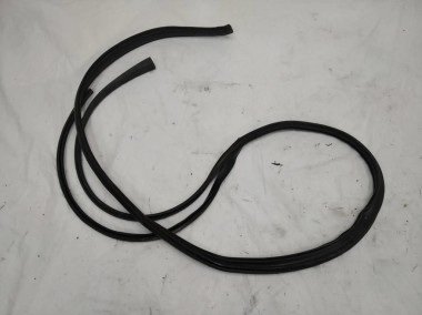 Уплотнитель крыши MERCEDES-BENZ S-класс W220 (1998 - 2005) — Разборка Мерседес