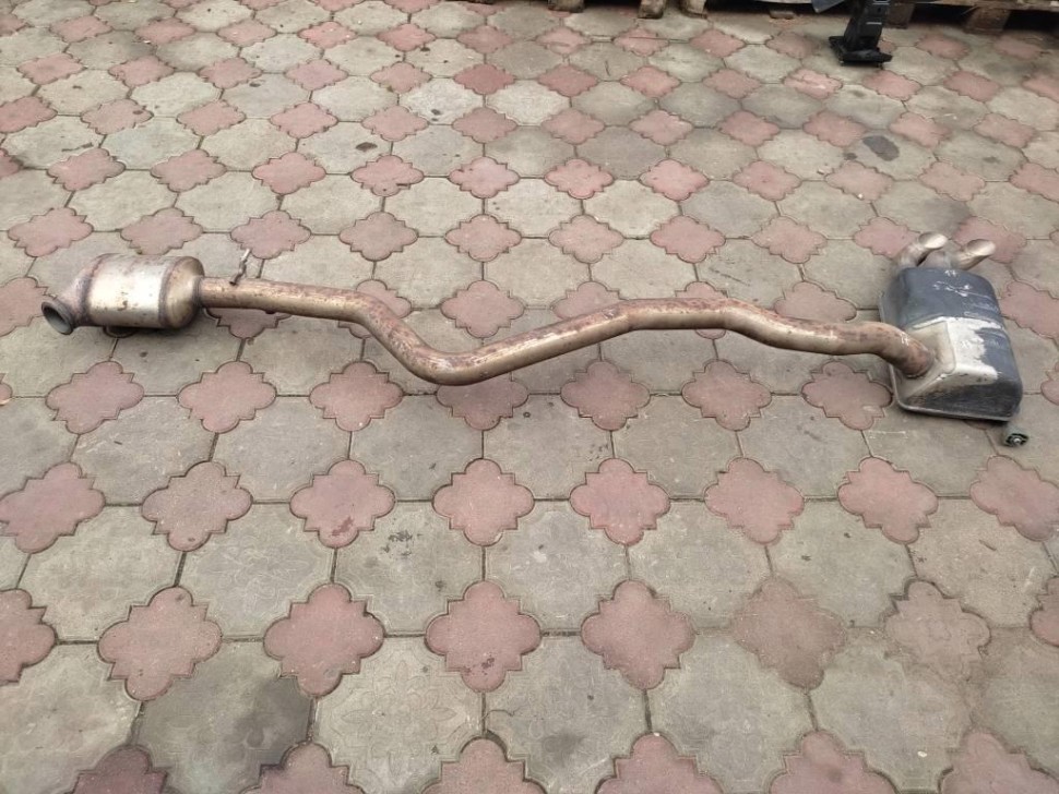 Катализатор MERCEDES-BENZ GLE-класс W166 (2015 - 2018) фото 1 — Разборка Мерседес