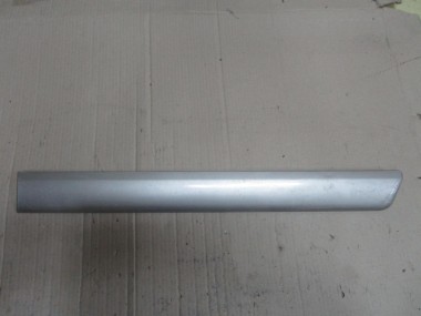 Молдинг двери MERCEDES-BENZ E-класс W210/S210 рестайлинг (1999 - 2003) — Разборка Мерседес