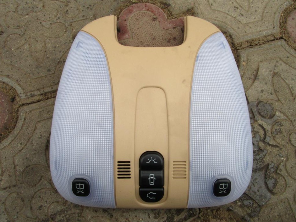 Плафон салона MERCEDES-BENZ S-класс W220 рестайлинг (2002 - 2005) фото 1 — Разборка Мерседес