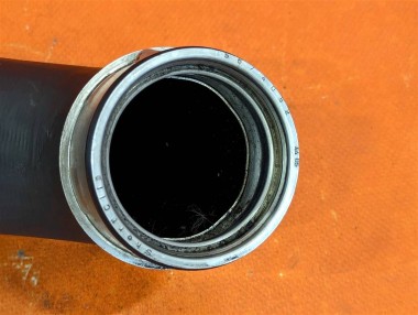 Патрубок интеркулера MERCEDES-BENZ M-класс W164 (2005 - 2008) — Разборка Мерседес