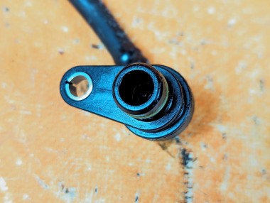 Трубка вентиляции картерных газов MERCEDES-BENZ CLA-класс C118/X118 (2019 - 2023) &mdash; Разборка Мерседес