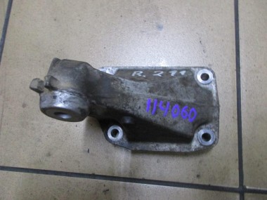 Лапа правая MERCEDES-BENZ E-класс W211/S211 (2002 - 2006) — Разборка Мерседес