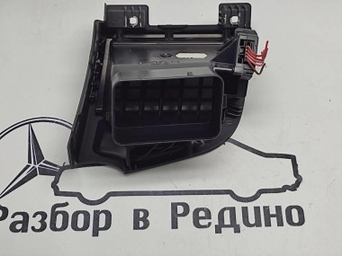 Воздуховод MERCEDES-BENZ S-класс W221 (2005 - 2009) — Разборка Мерседес