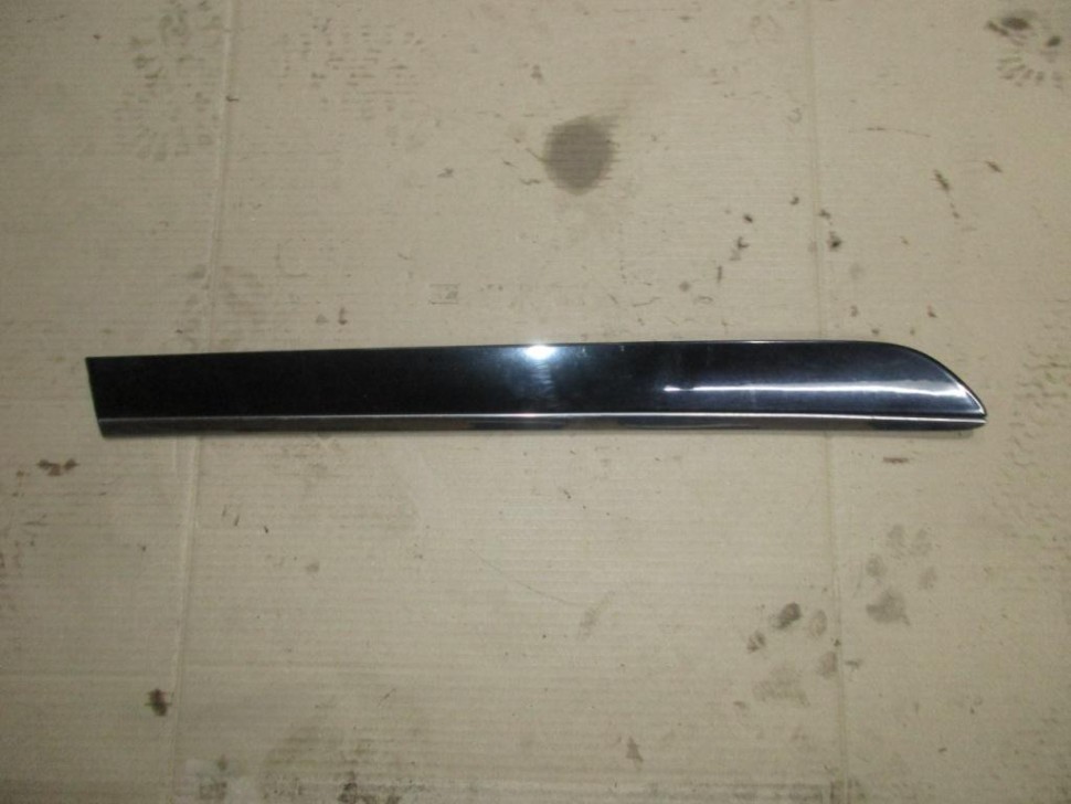 Молдинг двери MERCEDES-BENZ M-класс W164 (2005 - 2008) фото 1 — Разборка Мерседес