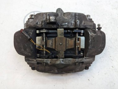 Суппорт передний правый MERCEDES-BENZ E-класс W211/S211 (2002 - 2006) — Разборка Мерседес