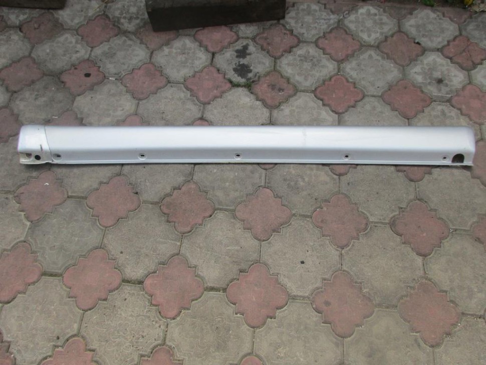 Порог пластиковый левый MERCEDES-BENZ M-класс W163 рестайлинг (2001 - 2005) фото 1 — Разборка Мерседес