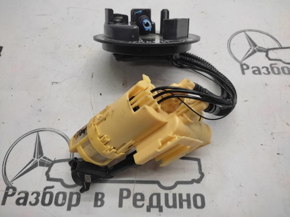 Насос топливный MERCEDES-BENZ C-класс W205/S205/C205/A205 (2014 - 2018) фото 1 — Разборка Мерседес