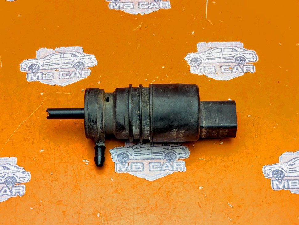 Насос омывателей MERCEDES-BENZ C-класс W203/S203/CL203 рестайлинг (2004 - 2008) фото 1 — Разборка Мерседес