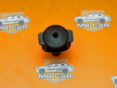 Клипса радиатора MERCEDES-BENZ CLK-класс C209/A209 (2002 - 2005) — Разборка Мерседес