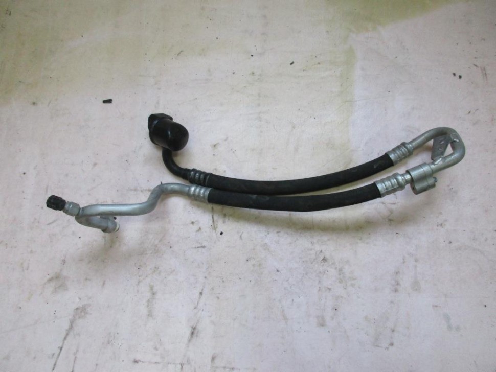 Трубка кондиционера MERCEDES-BENZ C-класс W203/S203/CL203 рестайлинг (2004 - 2008) фото 1 — Разборка Мерседес