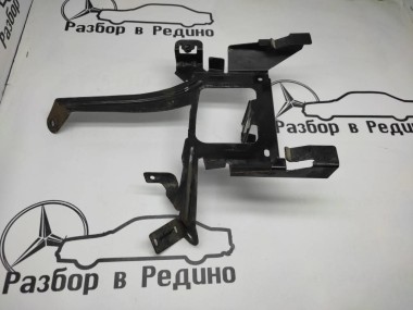 Кронштейн крепления ЭБУ MERCEDES-BENZ M-класс W164 (2005 - 2008) — Разборка Мерседес