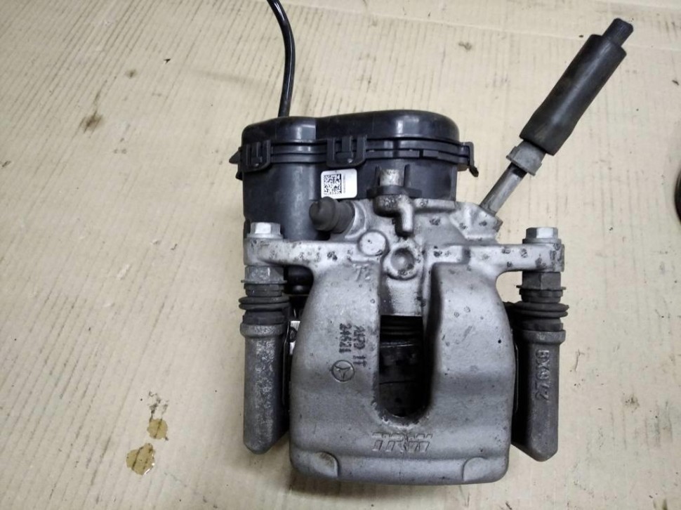 Суппорт задний левый MERCEDES-BENZ B-класс W246 рестайлинг (2014 - 2018) фото 1 — Разборка Мерседес