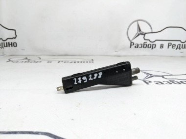 Усилитель антенны MERCEDES-BENZ A-класс W168 (1997 - 2001) — Разборка Мерседес