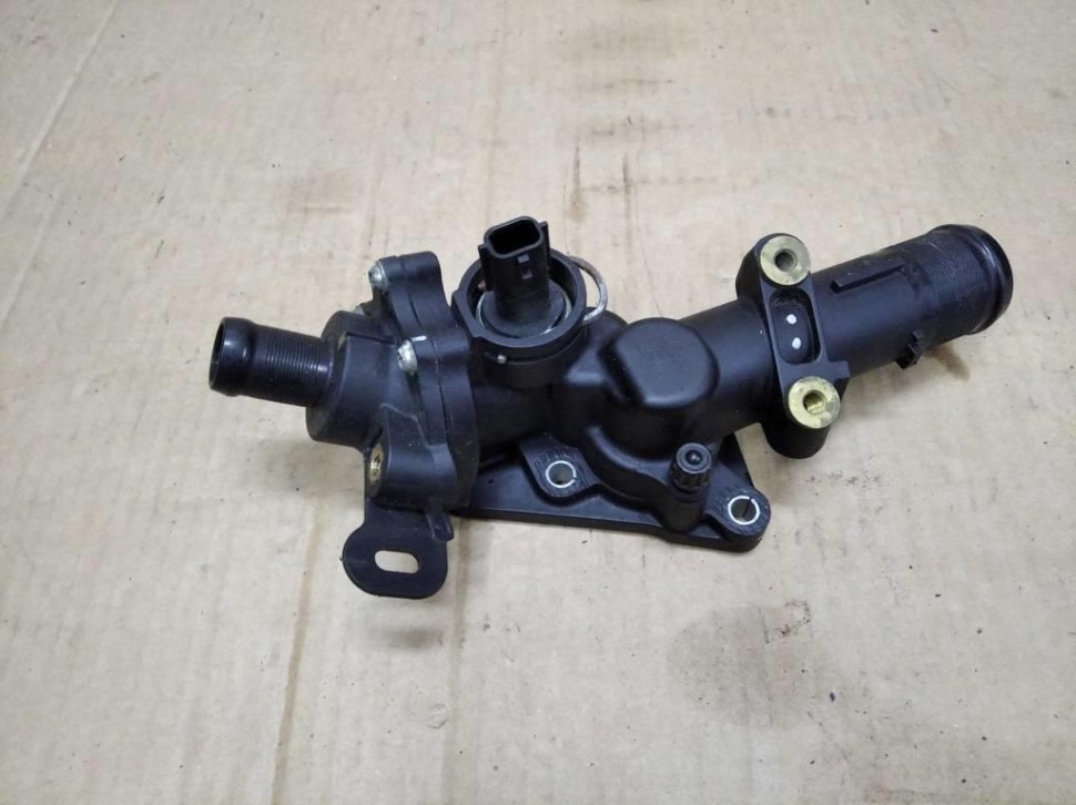 Термостат MERCEDES-BENZ B-класс W246 рестайлинг (2014 - 2018) фото 1 — Разборка Мерседес