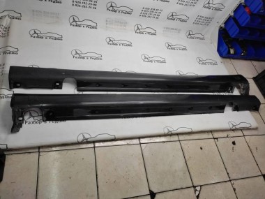 Порог пластиковый правый MERCEDES-BENZ S-класс W220 рестайлинг (2002 - 2005) — Разборка Мерседес