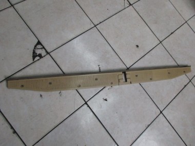 Накладка крышки багажника MERCEDES-BENZ W124 W124/S124/C124/A124 (1984 - 1993) — Разборка Мерседес