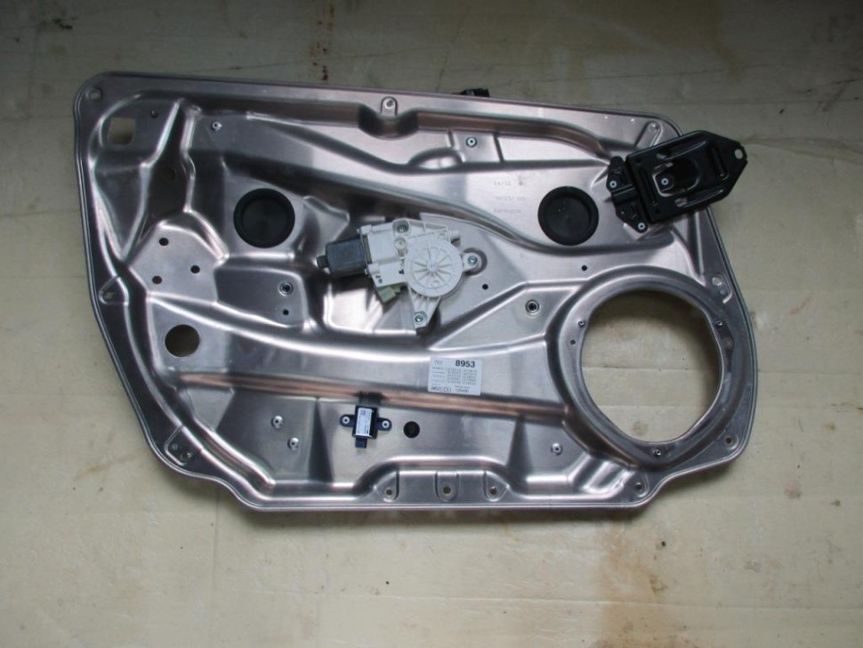 Стеклоподъемник передний левый MERCEDES-BENZ E-класс W212/S212/C207/A207 (2009 - 2013) фото 1 — Разборка Мерседес