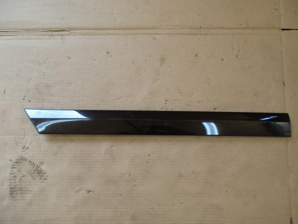 Молдинг двери MERCEDES-BENZ C-класс W203/S203/CL203 рестайлинг (2004 - 2008) фото 1 — Разборка Мерседес