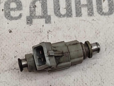 Форсунка БЕНЗИН MERCEDES-BENZ S-класс W220 (1998 - 2005) — Разборка Мерседес