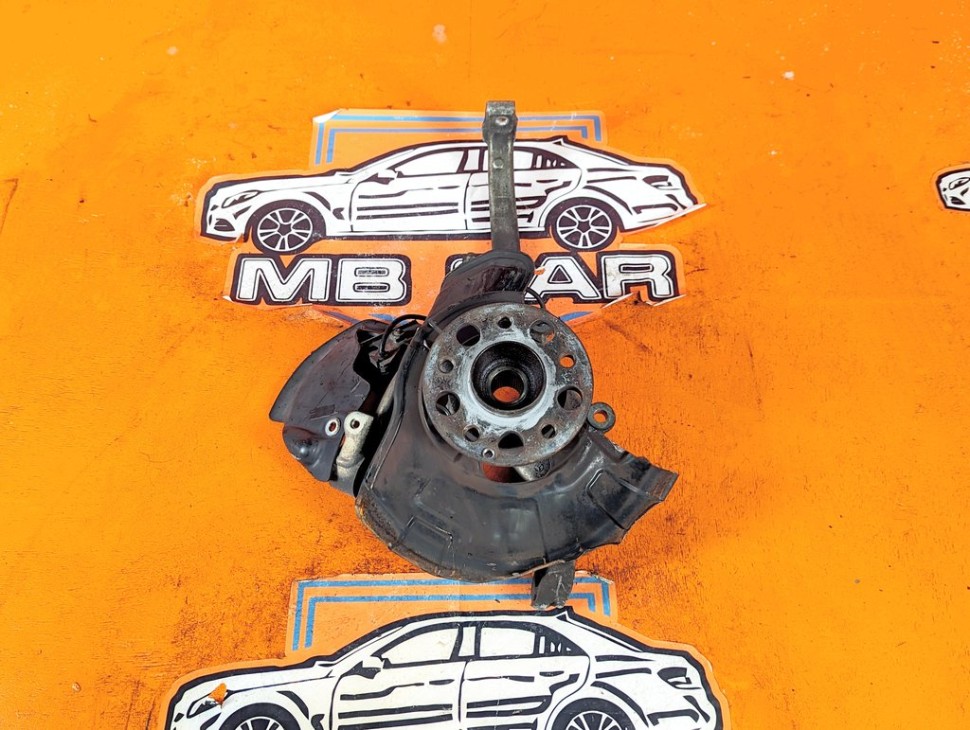 Кулак поворотный передний левый MERCEDES-BENZ E-класс W211/S211 (2002 - 2006) фото 1 &mdash; Разборка Мерседес