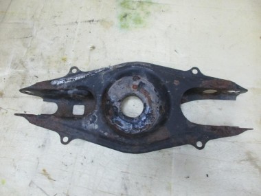 Рычаг задней стойки (лодка) MERCEDES-BENZ C-класс W204/S204 (2006 - 2011) — Разборка Мерседес