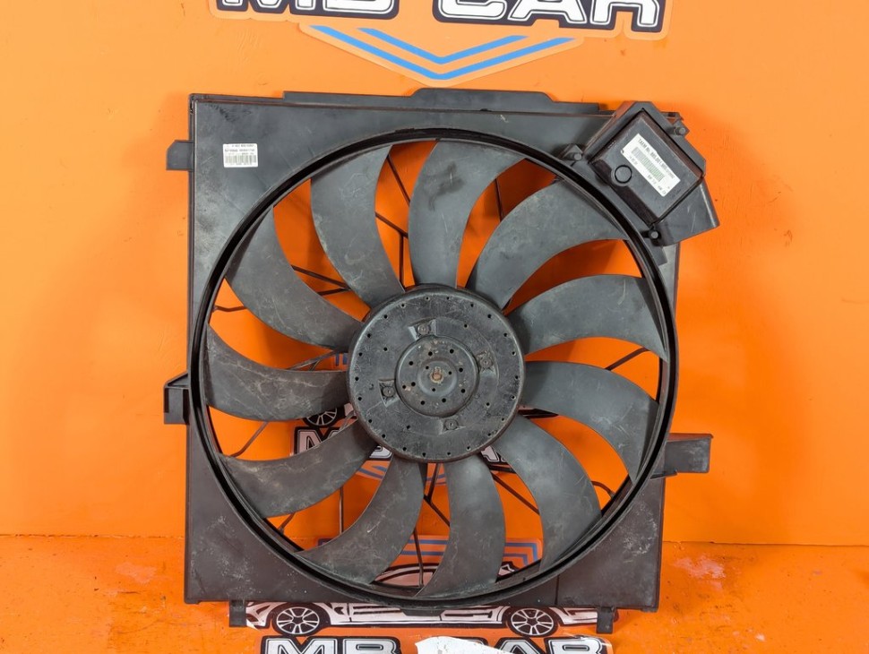 Вентилятор основной MERCEDES-BENZ G-класс W463 (1990 - 2006) фото 1 &mdash; Разборка Мерседес