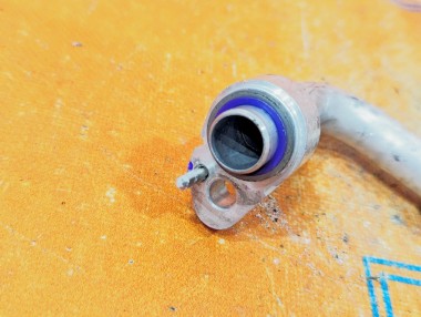 Трубка кондиционера MERCEDES-BENZ GLE-класс W166 (2015 - 2018) — Разборка Мерседес