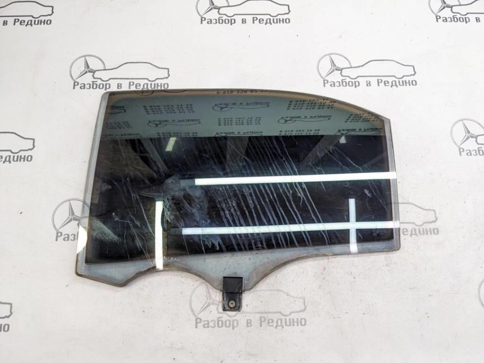 Стекло заднее правое MERCEDES-BENZ S-класс W220 рестайлинг (2002 - 2005) фото 1 — Разборка Мерседес