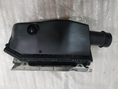 Корпус воздушного фильтра MERCEDES-BENZ E-класс W210/S210 рестайлинг (1999 - 2003) — Разборка Мерседес