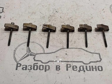 Кронштейн крепления форсунок MERCEDES-BENZ E-класс W211/S211 (2002 - 2006) — Разборка Мерседес