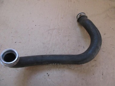 Патрубок радиатора MERCEDES-BENZ CLS-класс C218/X218 (2010 - 2014) — Разборка Мерседес