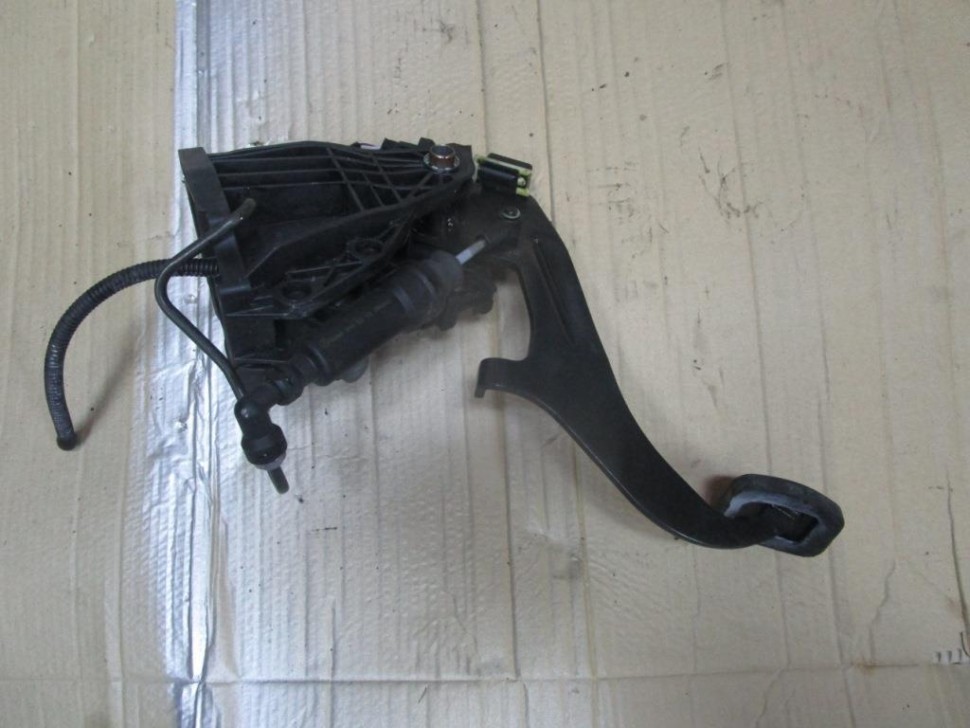 Педальный узел MERCEDES-BENZ CLA-класс C117/X117 (2013 - 2016) фото 1 — Разборка Мерседес