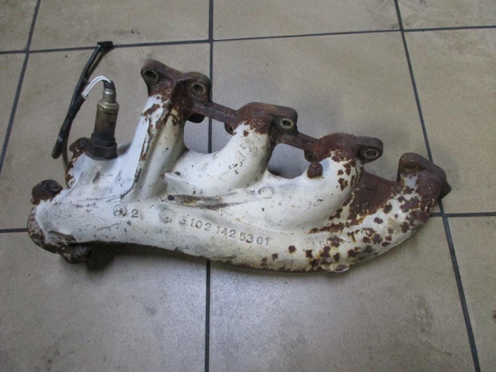 Коллектор выпускной MERCEDES-BENZ W124 W124/S124/C124/A124 (1984 - 1993) фото 1 — Разборка Мерседес