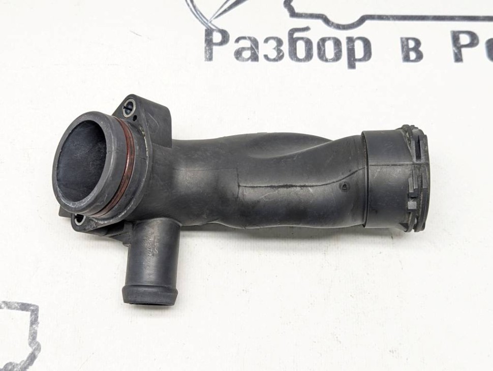 Фланец системы охлаждения MERCEDES-BENZ C-класс W204/S204 (2006 - 2011) фото 1 — Разборка Мерседес