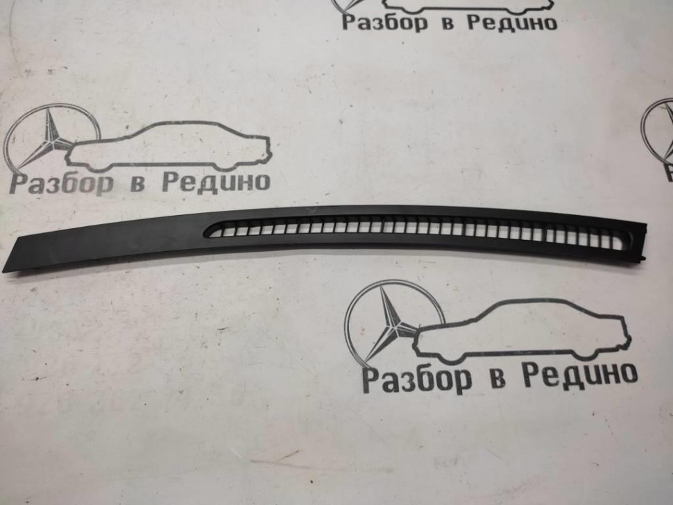 Накладка торпеды MERCEDES-BENZ R-класс W251 (2005 - 2007) фото 1 — Разборка Мерседес