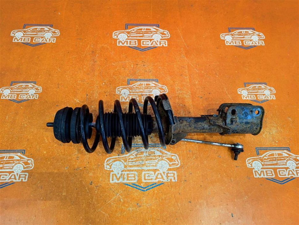 Стойка передняя MERCEDES-BENZ Vito W638 (1996 - 2003) фото 1 — Разборка Мерседес
